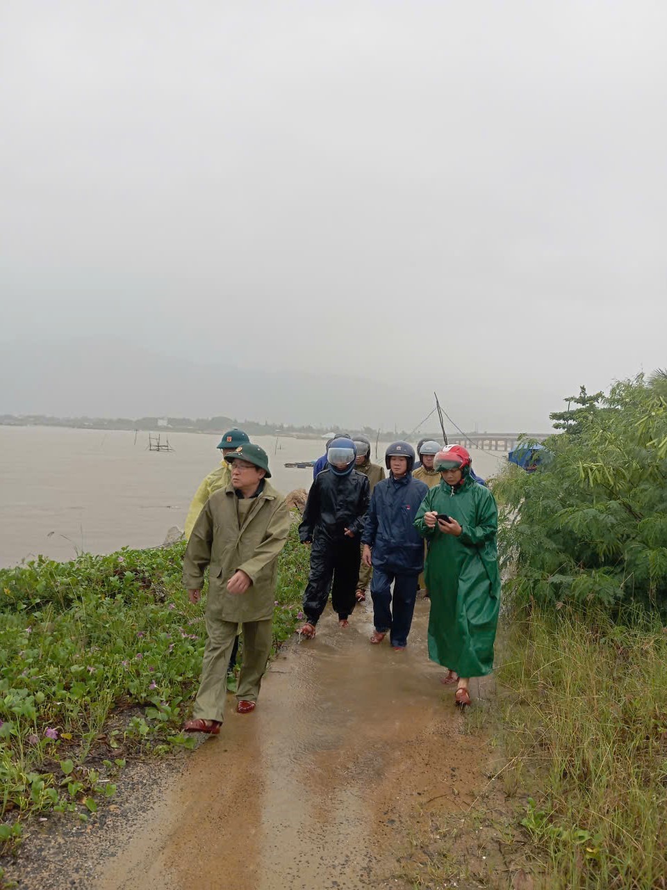 ĐOÀN KIỂM TRA BÃO 13